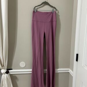 Lululemon Mauve super High-Waisted align Yoga Pants
